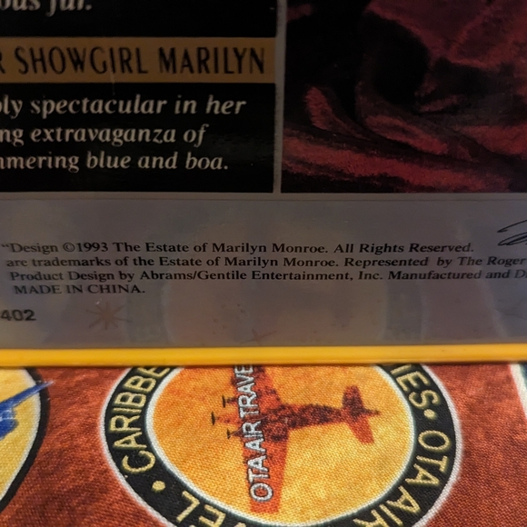 NEW MARILYN MONROE DOLL VINTAGE DATED 1993 COLLECTORS SERIES MAKE OFFER - Picture 3 of 3